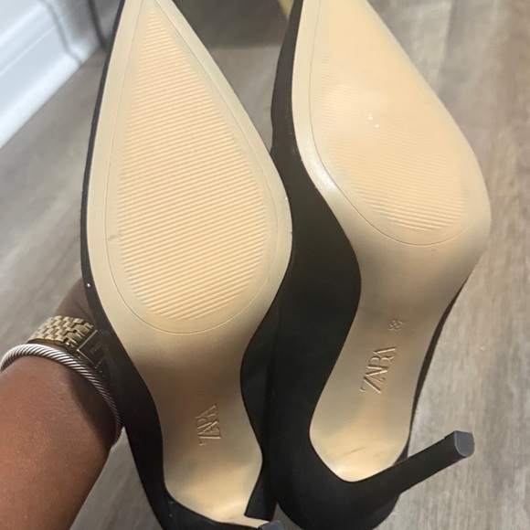 Zara Black Mesh Detail Heels - Picture 4 of 4